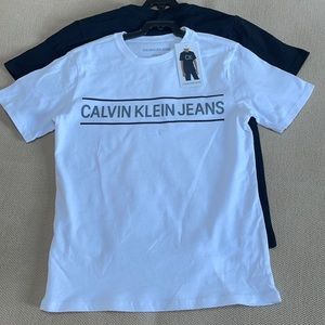 Set of 2 Calvin Klein t-shirts